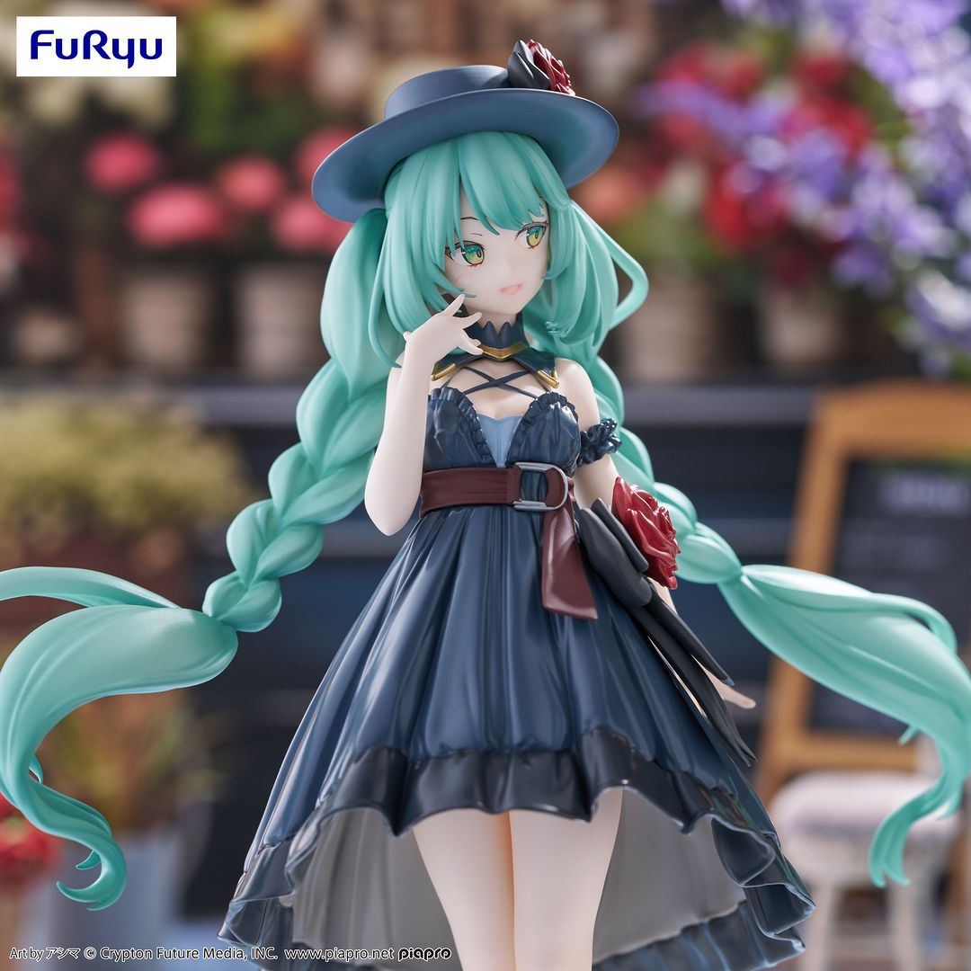 Hatsune Miku - Trio-Try-iT Figure - Outing Dress Ver. [PRE-ORDER](RELEASE NOV24)